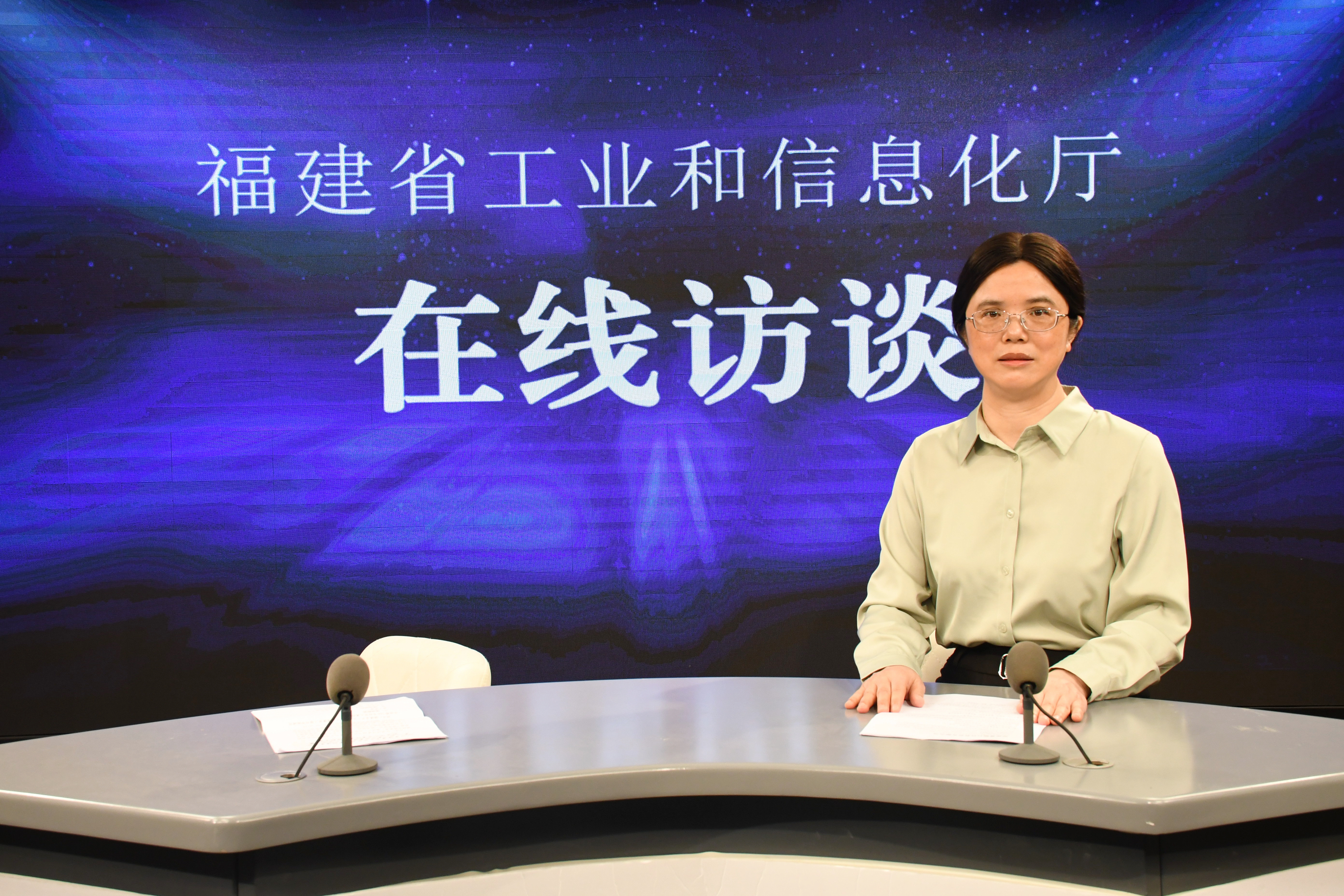 陈丽真处长1.jpg